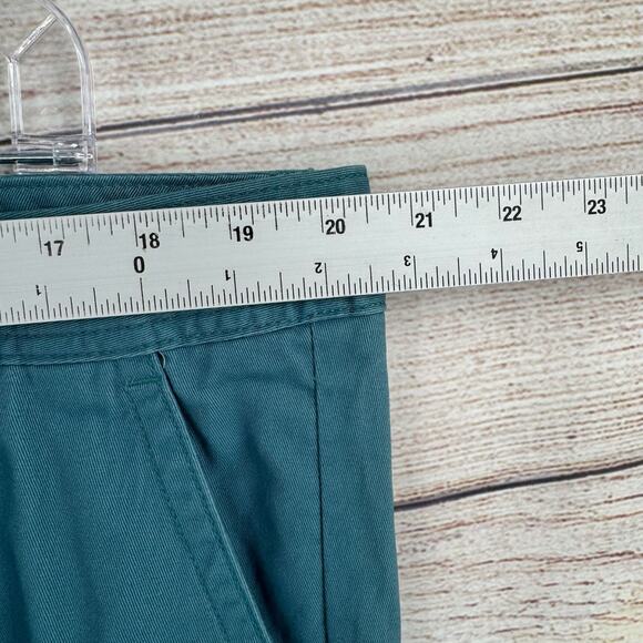 Eddie Bauer Legendwash Slightly Curvy Bermuda Shorts Women's 18 Marina Blue NEW - Picture 11 of 13